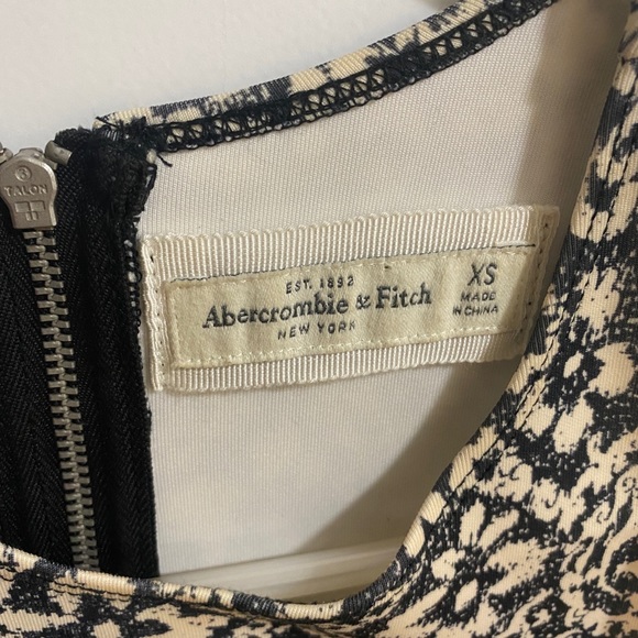 Abercrombie sleeveless printed dress - Picture 2 of 4